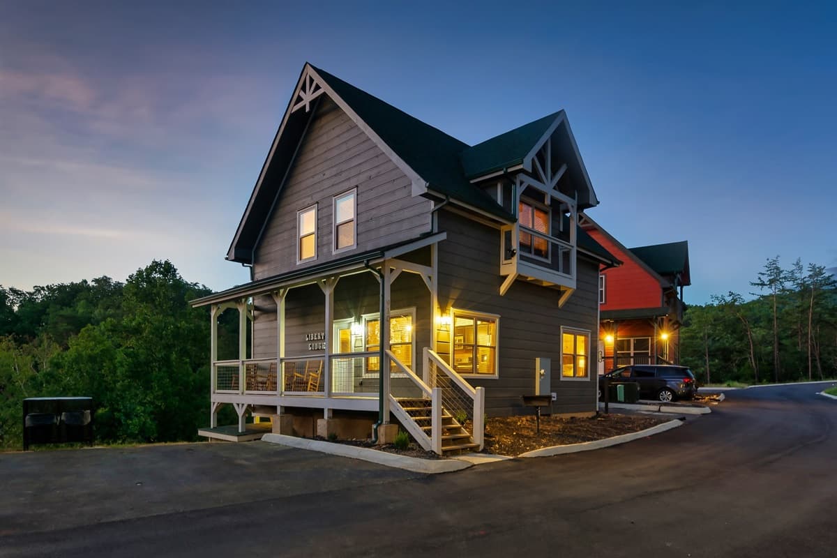 Liberty Lodge - Pigeon Forge, photo 2