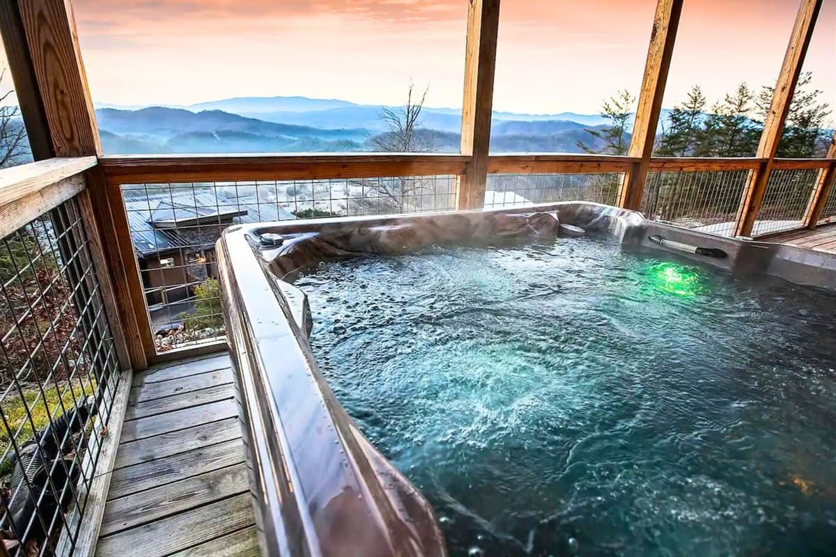 Shell Mountain Splash - Sevierville, photo 3